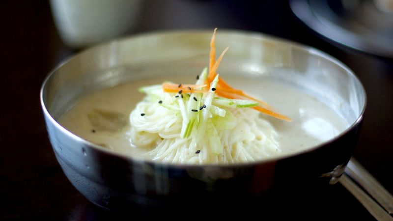 mì lạnh kongguksu