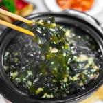 Súp rong biển thịt bò 미역국