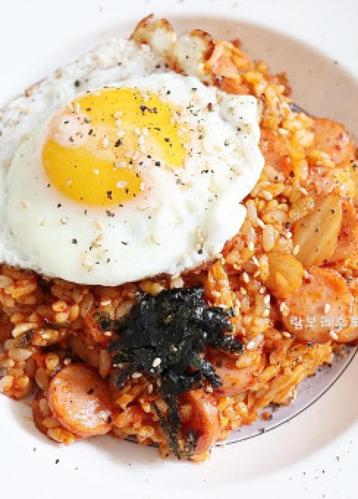 김치볶음밥/ Cơm chiên kimchi/ kimchi fried rice